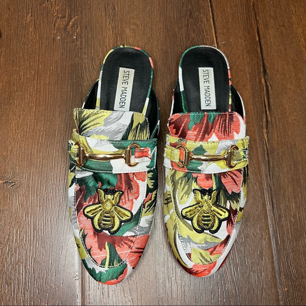 Steve Madden Bee Floral loafer Kandi size 7.5